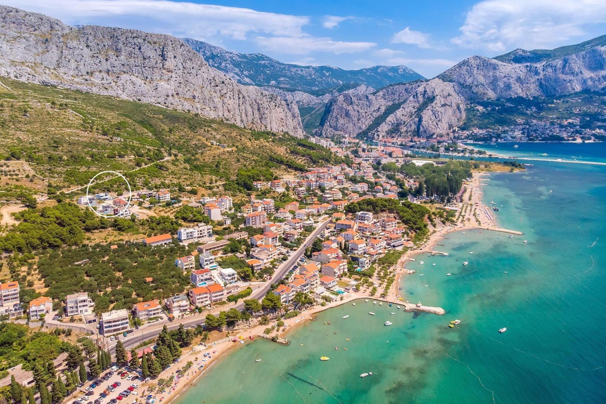 Villa Allegra With 32Msq Heated Pool, 300M Far From Sandy Beaches, Open Sea View Omis Exterior photo